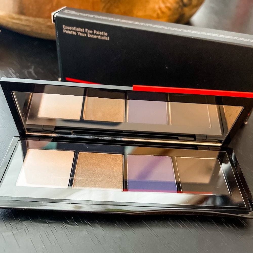 *NEW* in box - Shiseido Essentialist Eye Palette - 04 Kaigan Street Waters